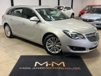 VAUXHALL INSIGNIA